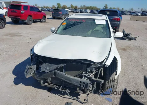 2011 Infiniti G37 Journey z USA, uszkodzony, nr VIN JN1CV6AP2BM502097